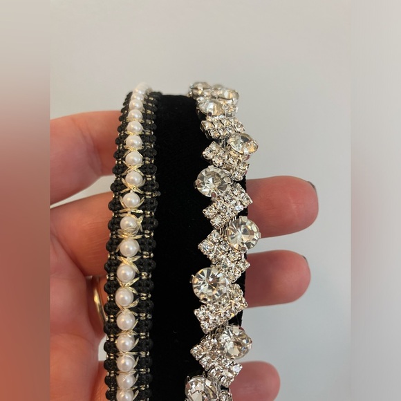 Velvet headband with rhinestone & pearl white and black - Picture 3 of 3